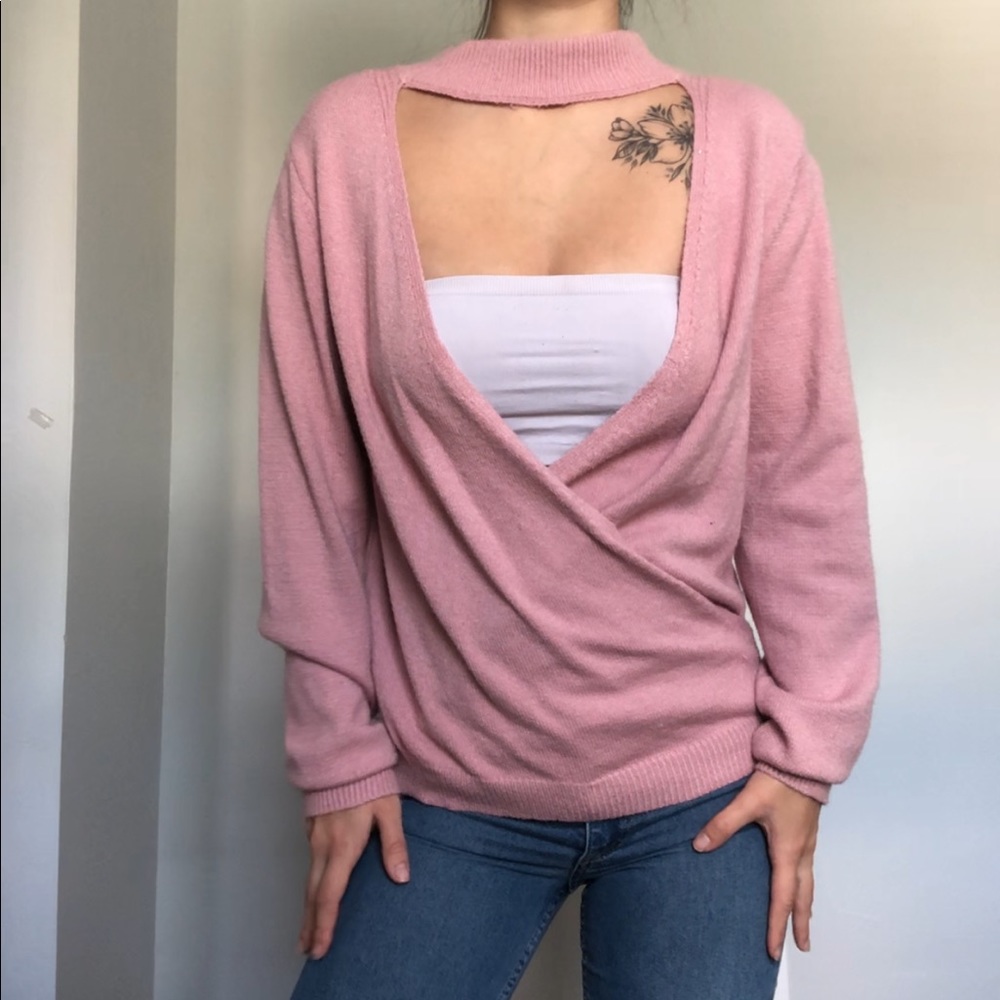 Forever 21 soft pink plunge sweater small - Picture 2 of 4